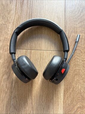 Poly Voyager 4220 UC Headset with Microphone